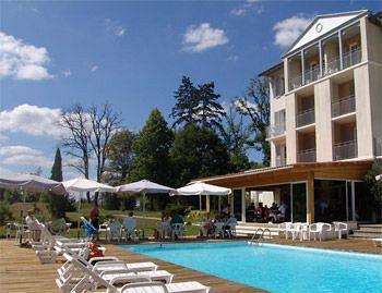 Brit Hotel Du Golf Le Lodge Salies-de-Bearn Ngoại thất bức ảnh