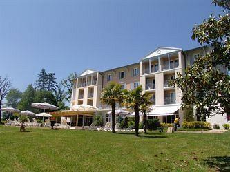 Brit Hotel Du Golf Le Lodge Salies-de-Bearn Ngoại thất bức ảnh